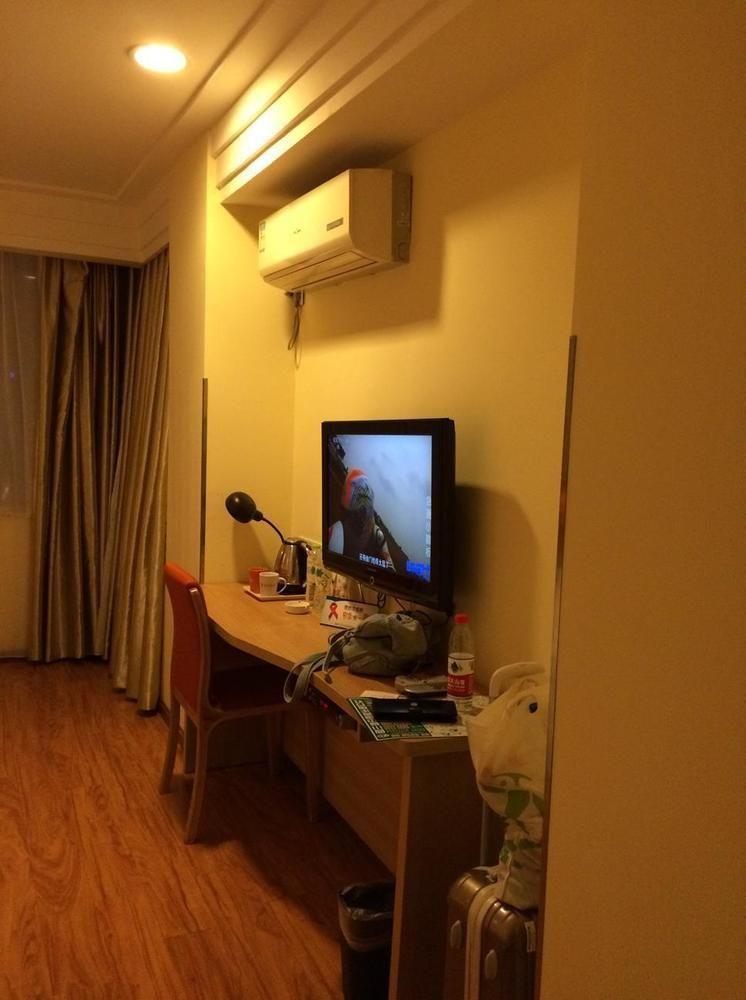 Home Inn Chengdu Kuanzhai Alley New City Square Экстерьер фото